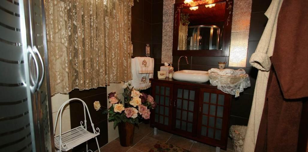 Suite In Nature Menaẖemya Exterior foto